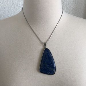 LAPIZ LAZULI PENDANT FASHION NECKLACE